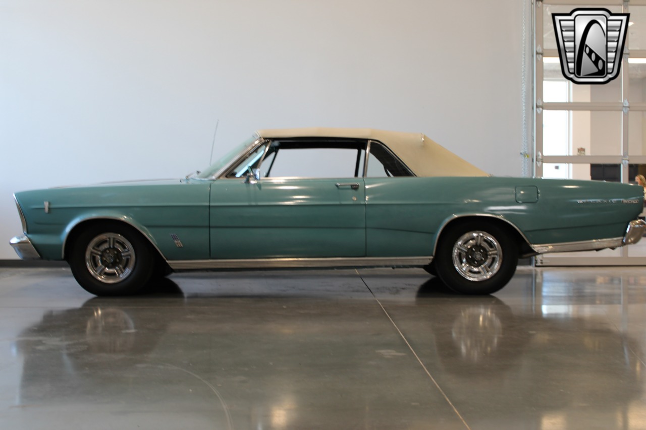 1966 Ford Galaxie 35