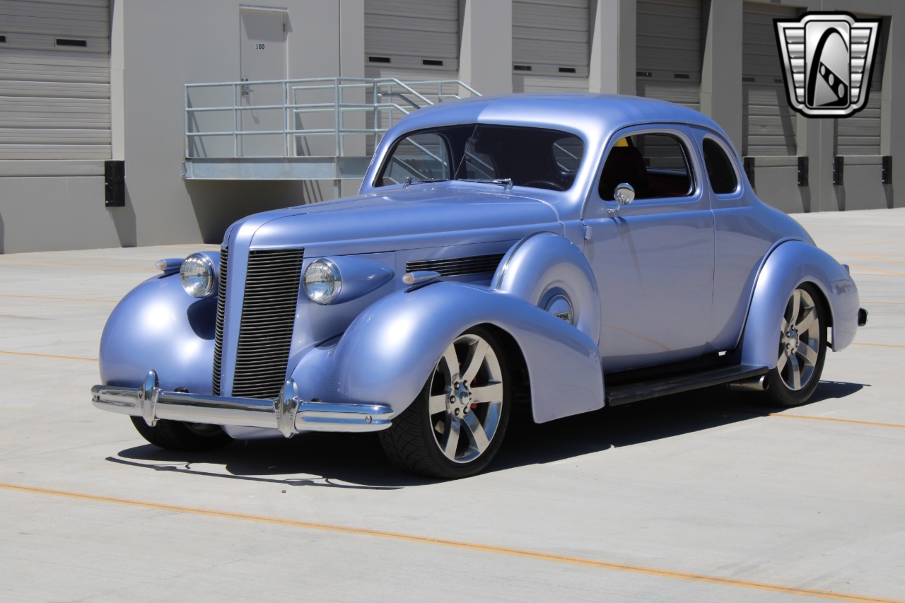 1937 Buick Coupe 2