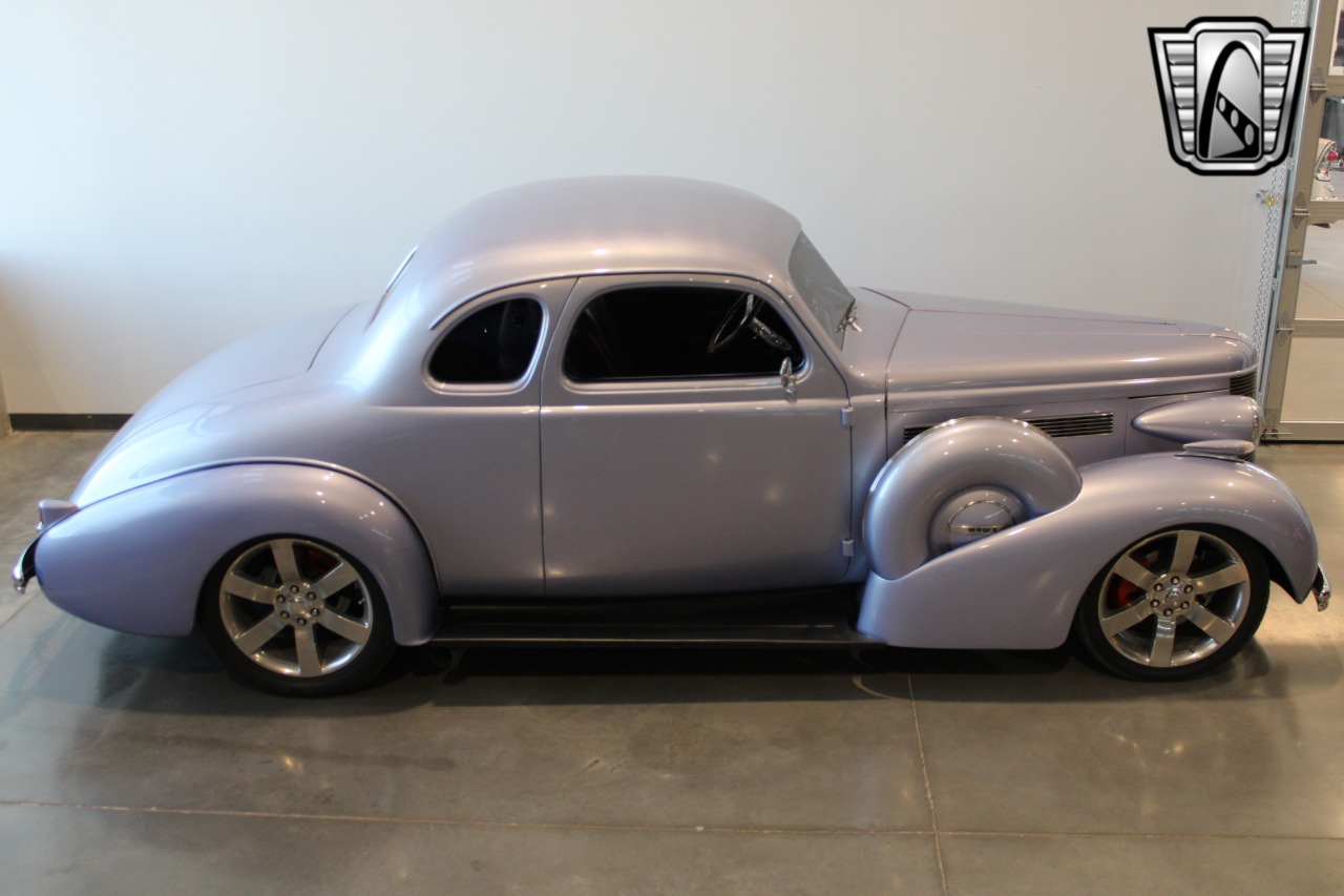 1937 Buick Coupe 8