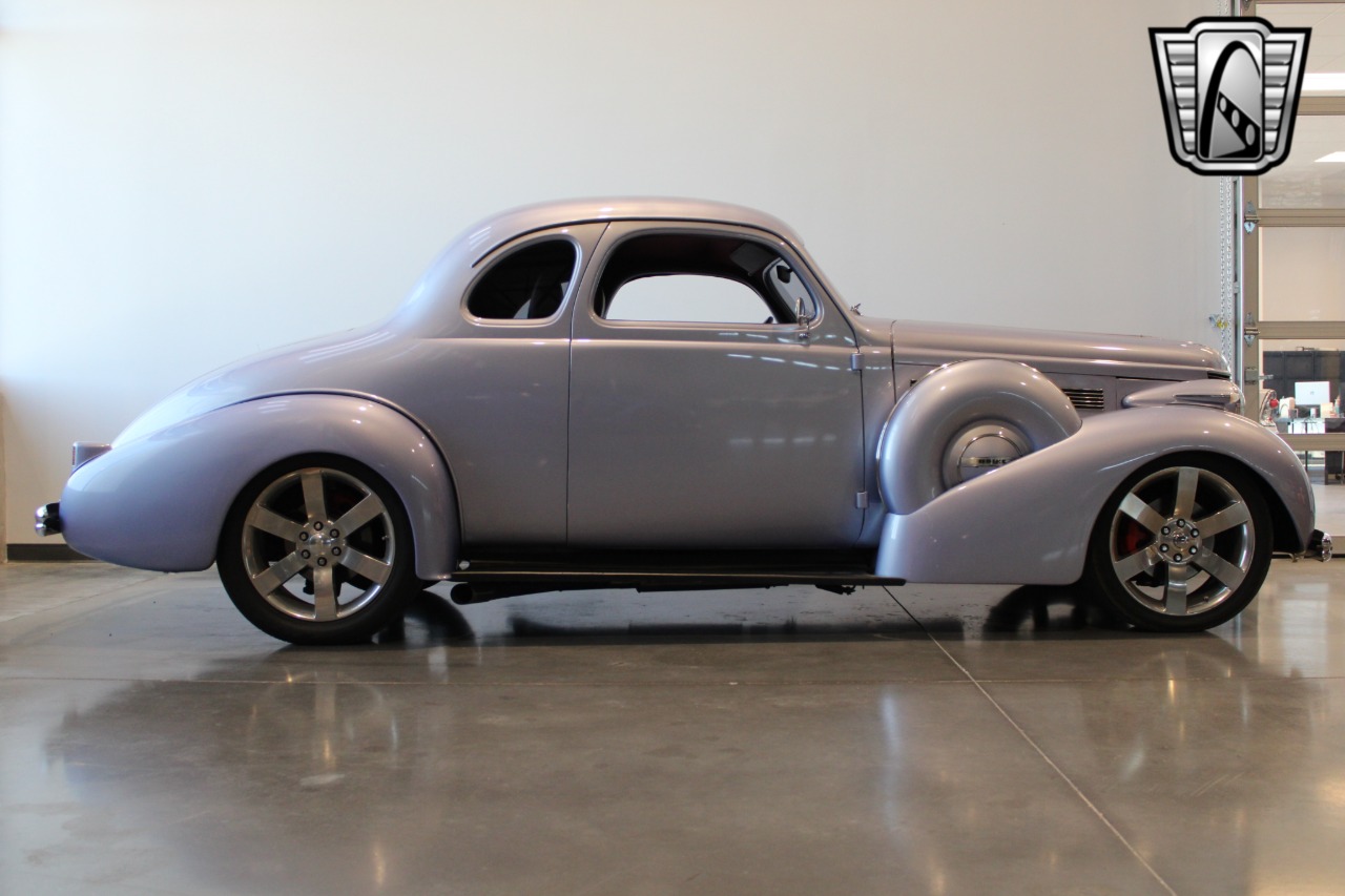 1937 Buick Coupe 16