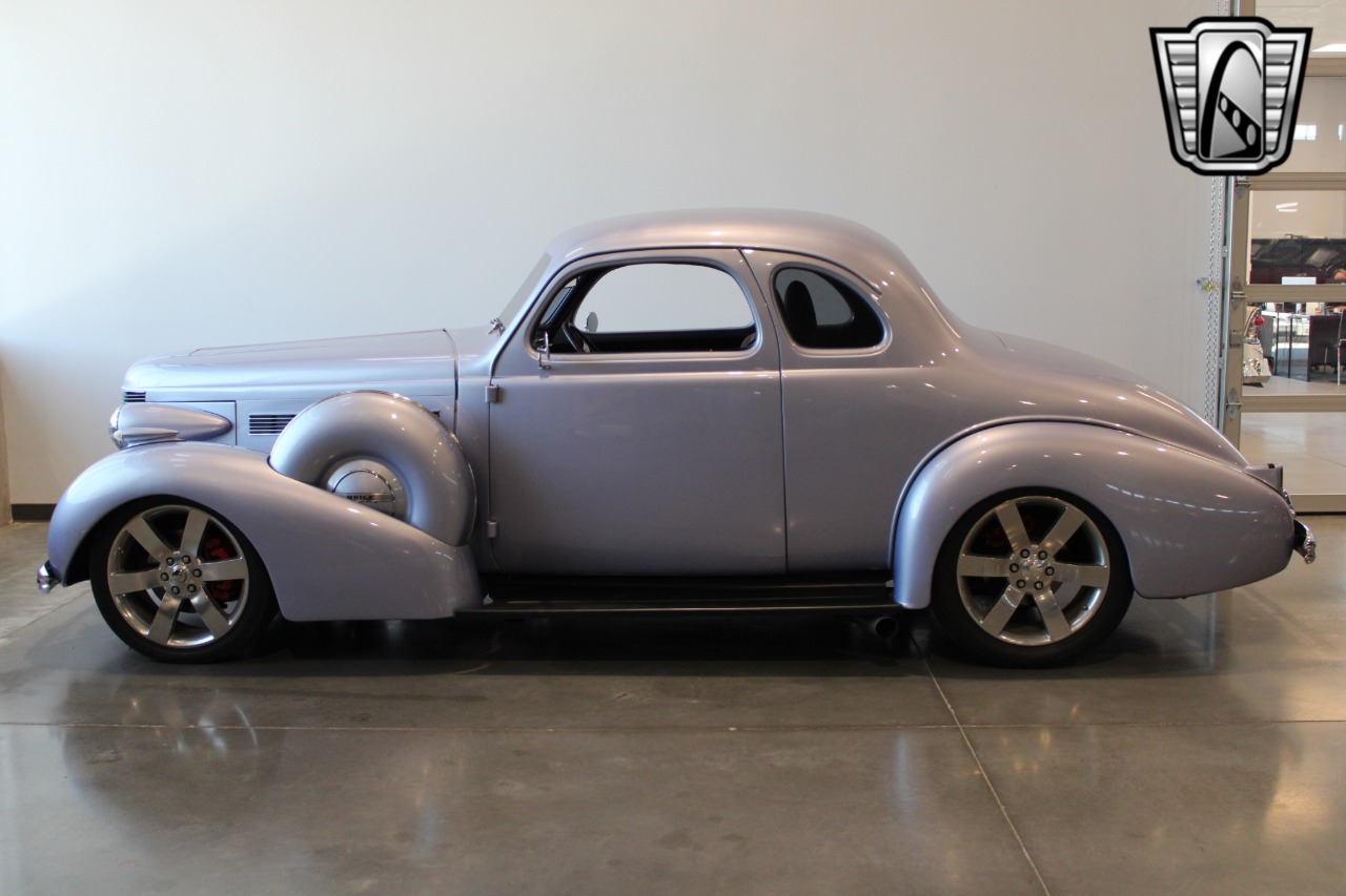 1937 Buick Coupe 23