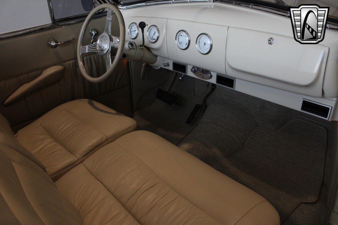 1941 Buick Phaeton 27