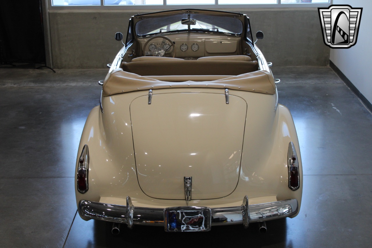 1941 Buick Phaeton 15