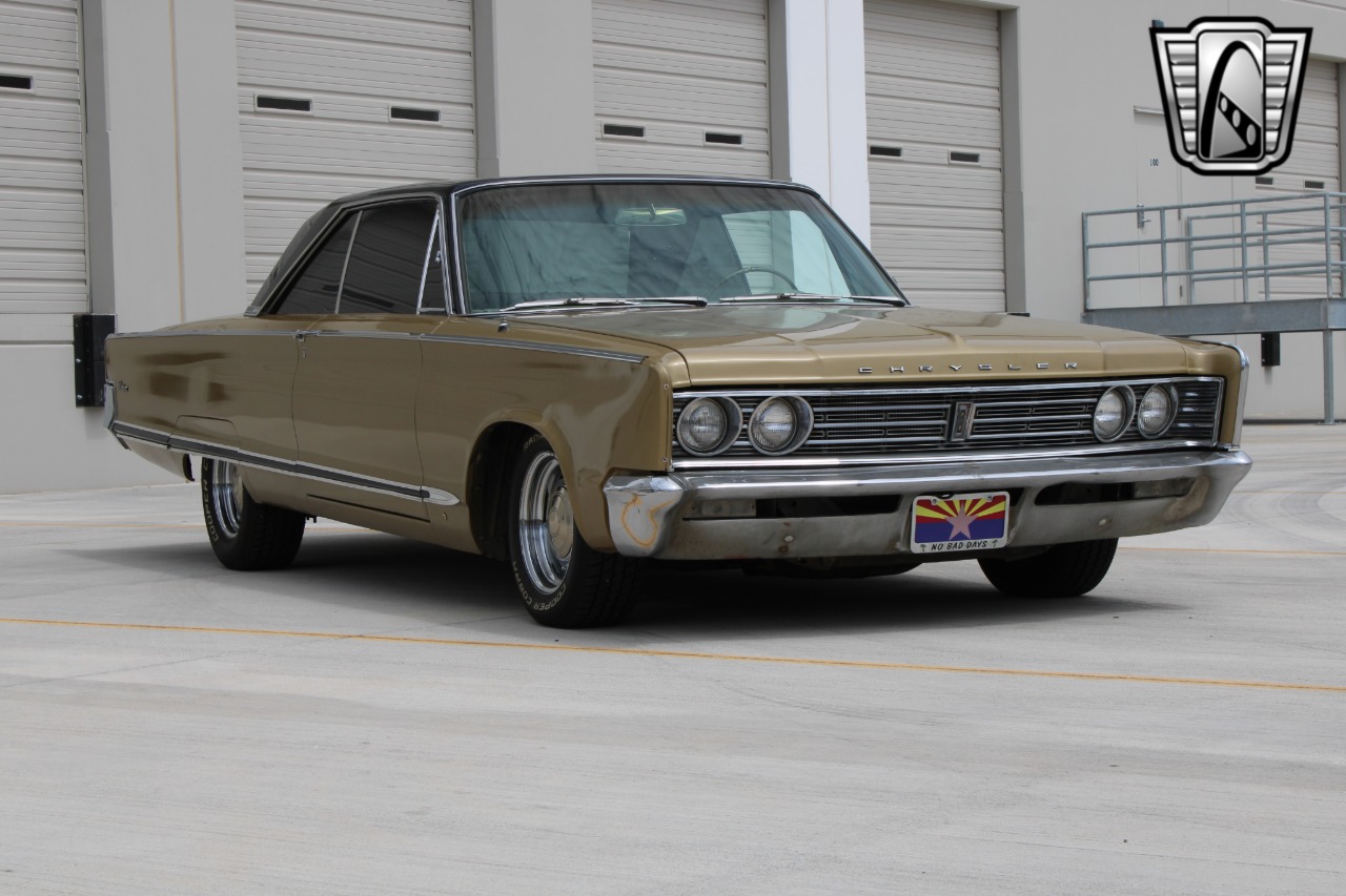 1966 Chrysler Windsor 4