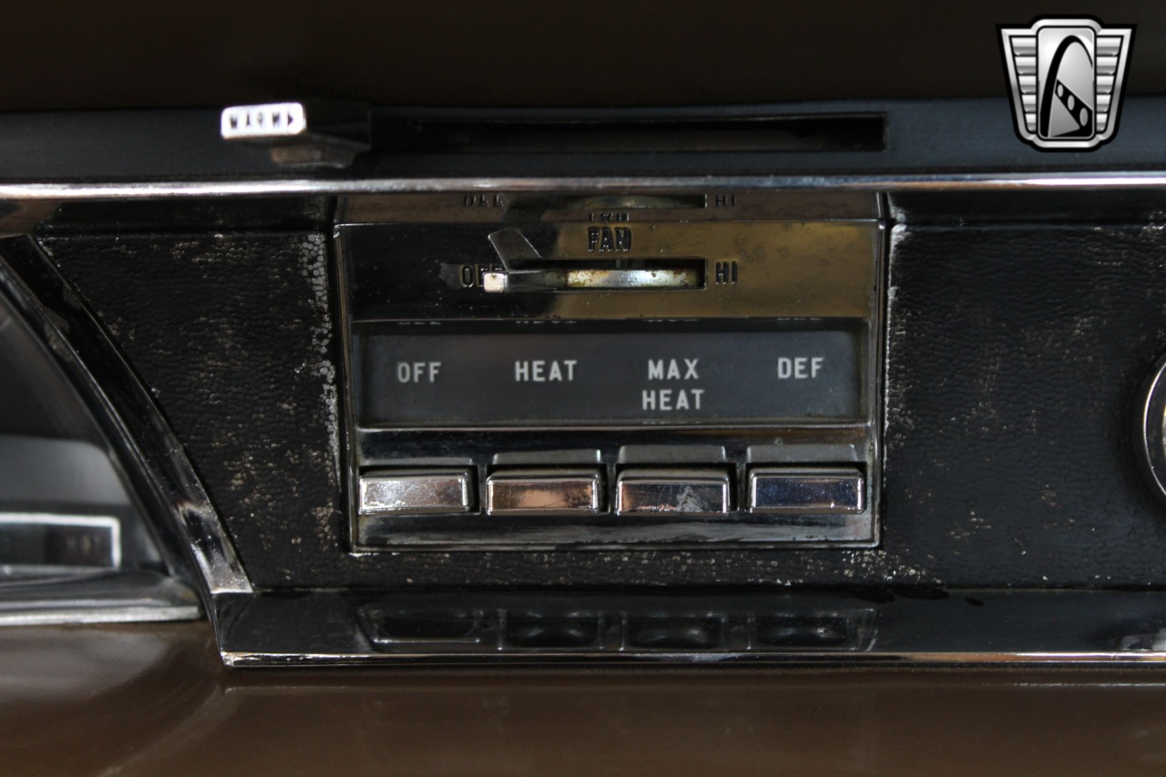 1966 Chrysler Windsor 91