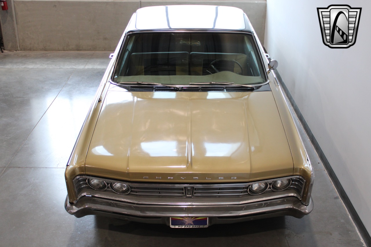 1966 Chrysler Windsor 6