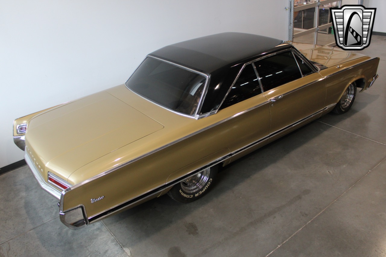1966 Chrysler Windsor 9