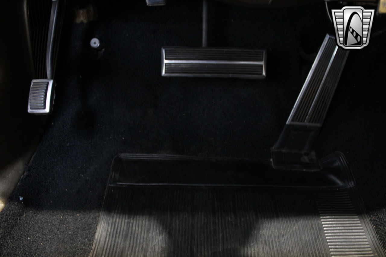 1966 Chrysler Windsor 95