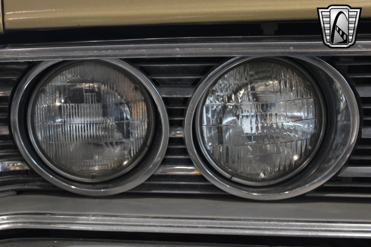 1966 Chrysler Windsor 71