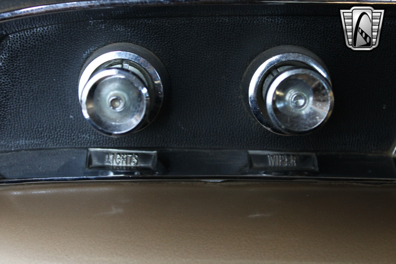 1966 Chrysler Windsor 96