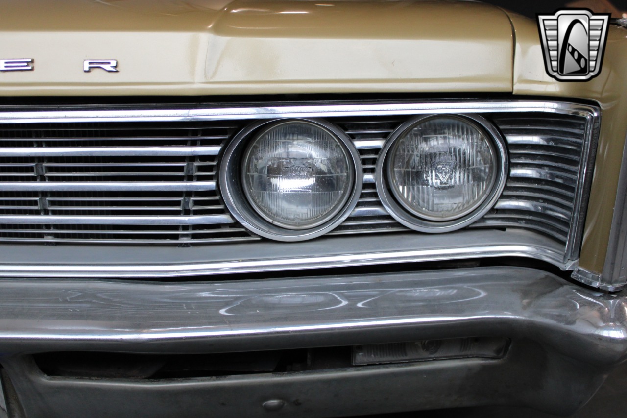 1966 Chrysler Windsor 50