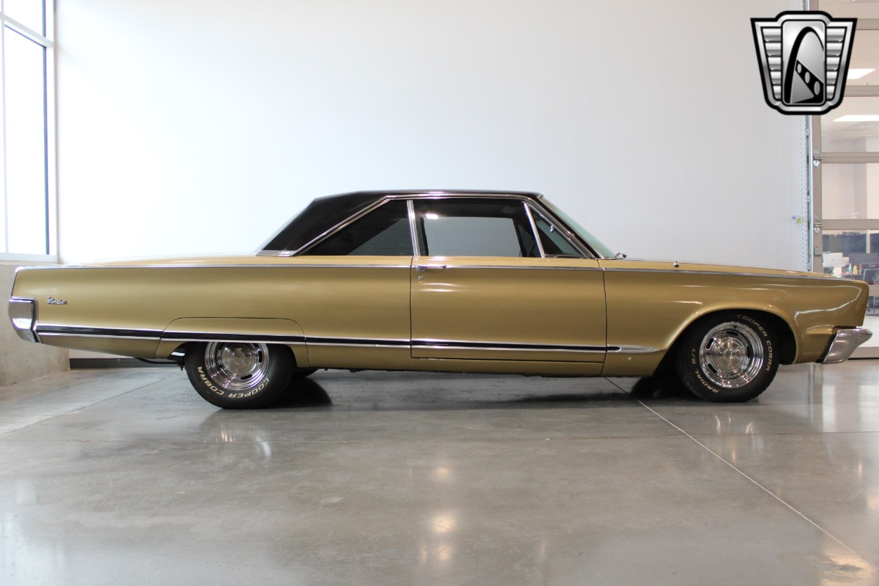 1966 Chrysler Windsor 34