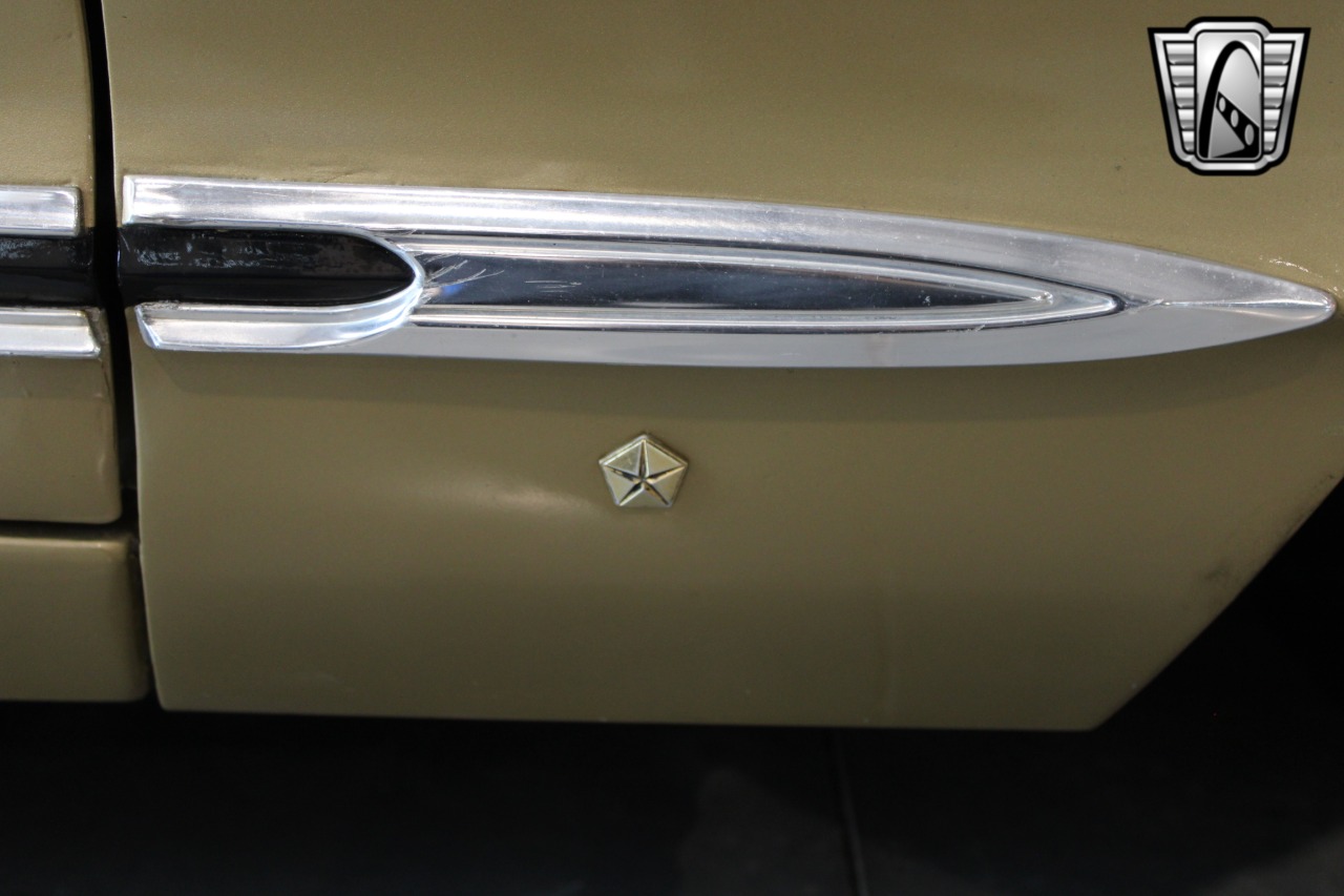 1966 Chrysler Windsor 77