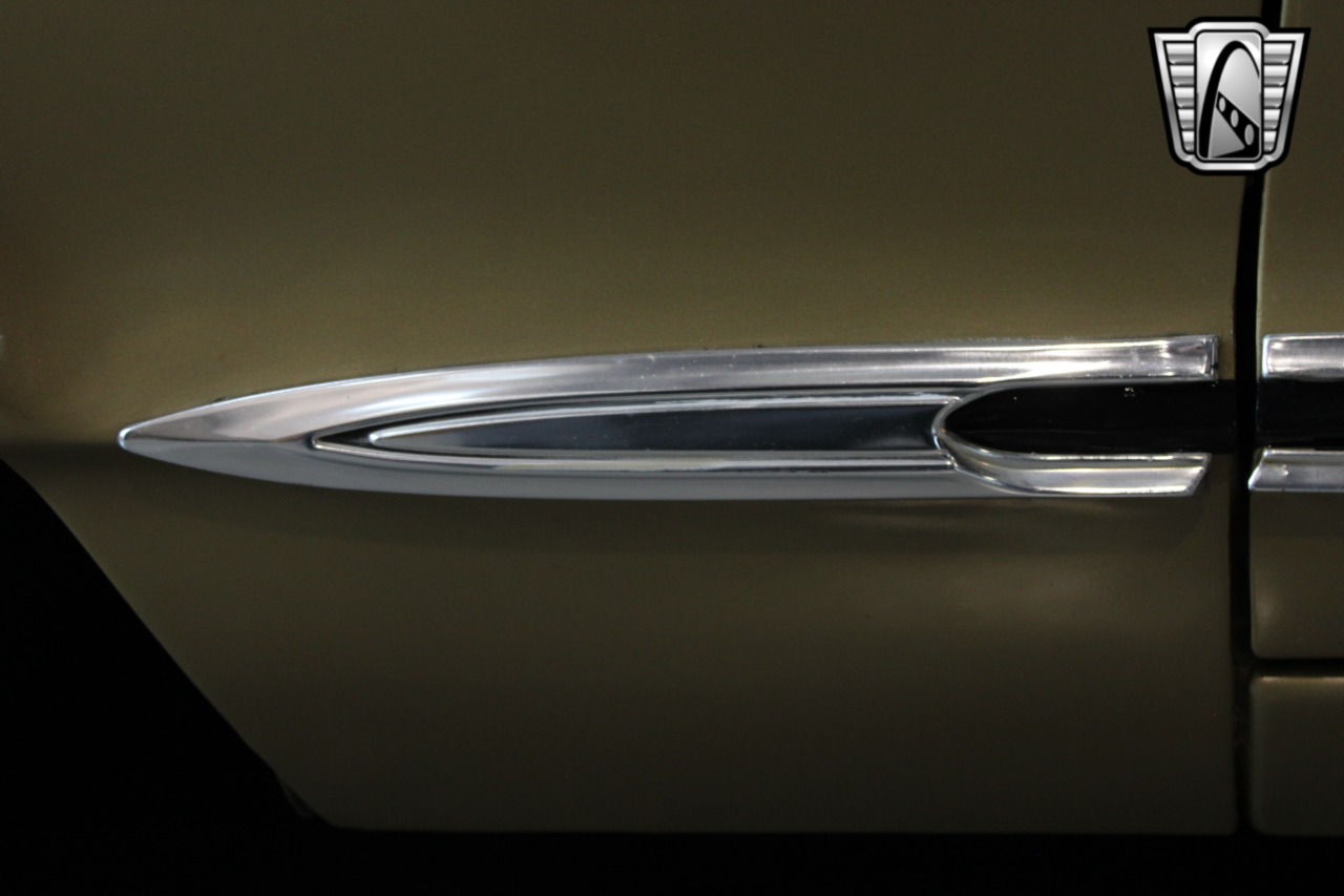 1966 Chrysler Windsor 56