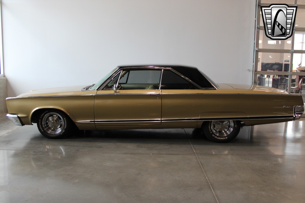1966 Chrysler Windsor 15
