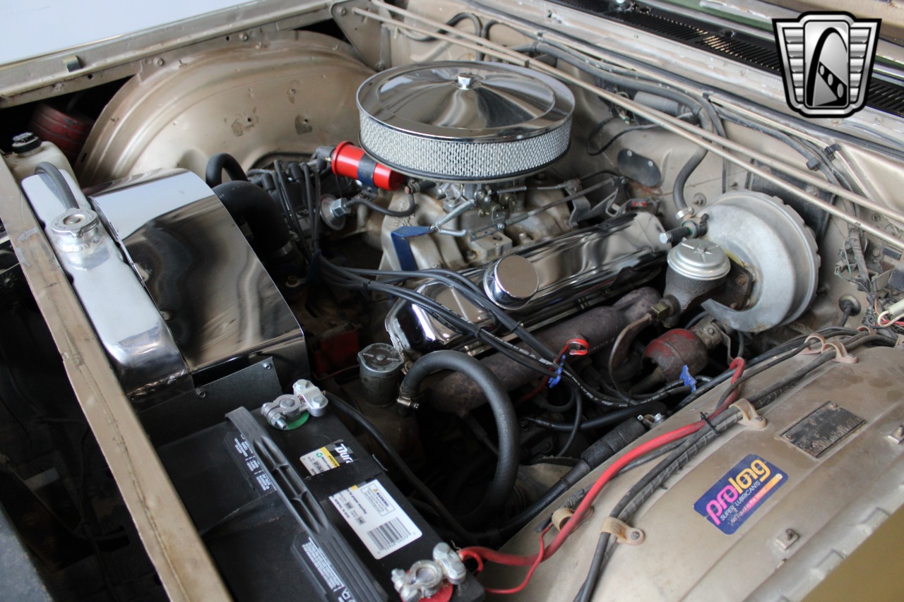 1966 Chrysler Windsor 28