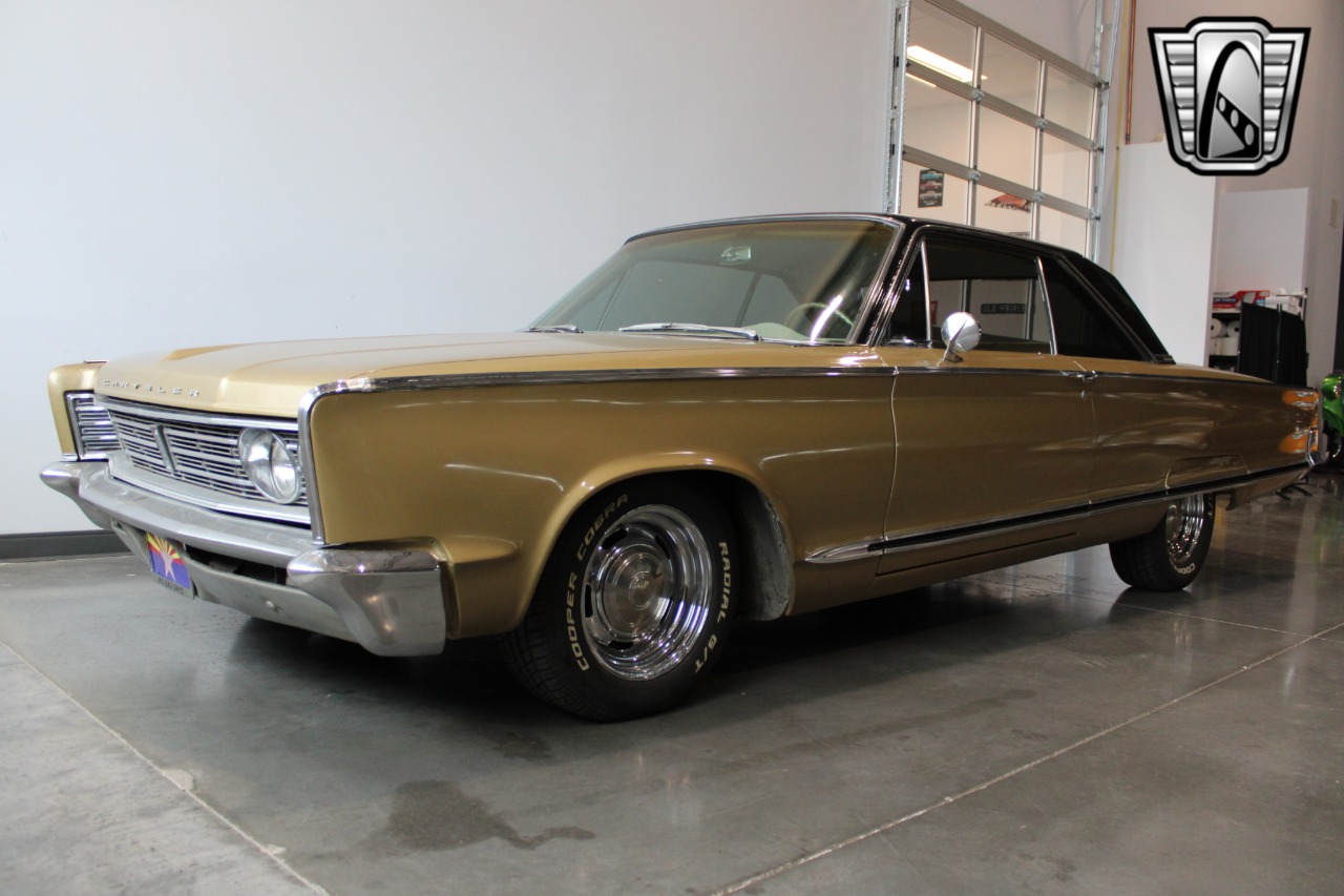 1966 Chrysler Windsor 18