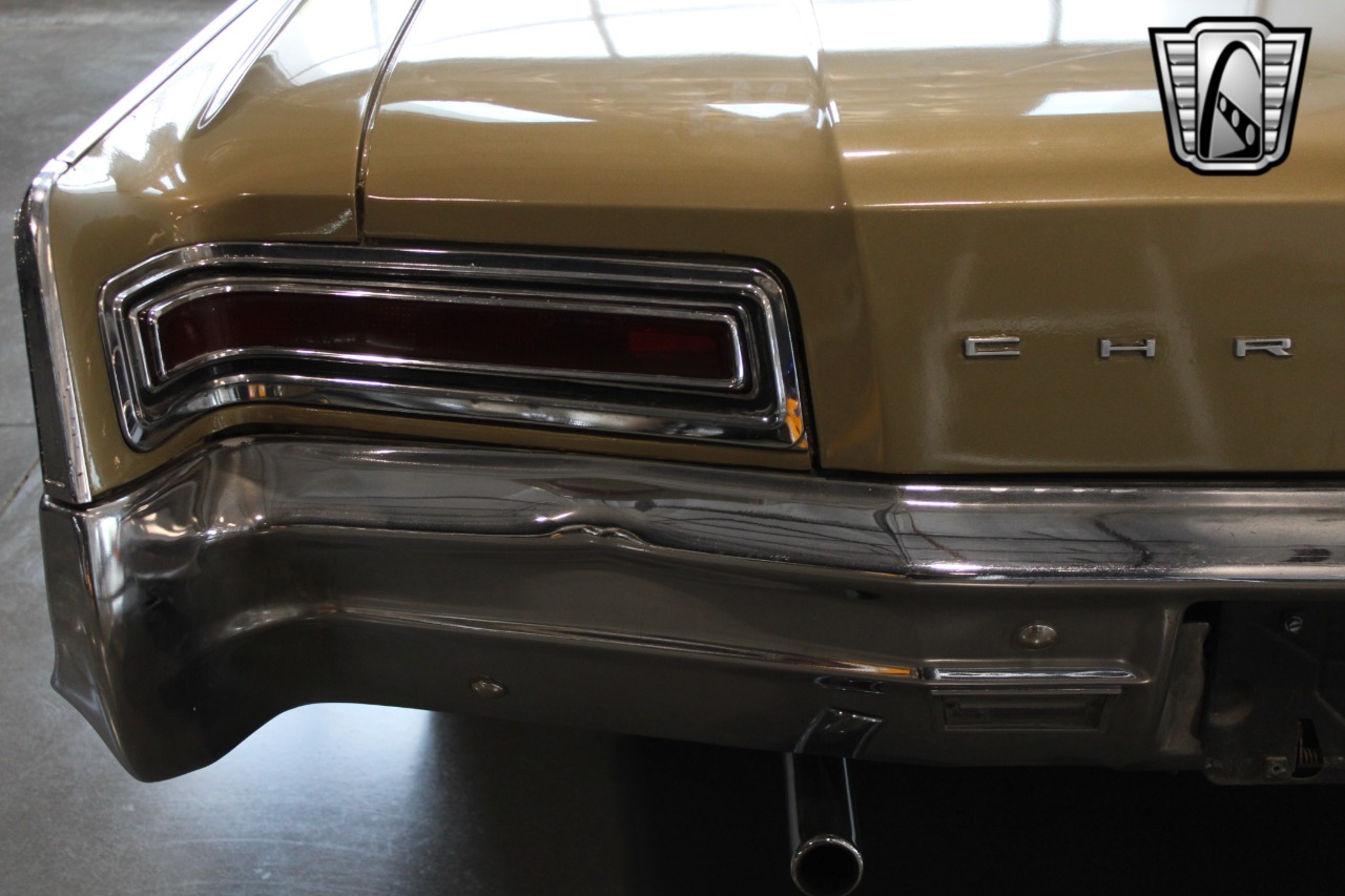 1966 Chrysler Windsor 61