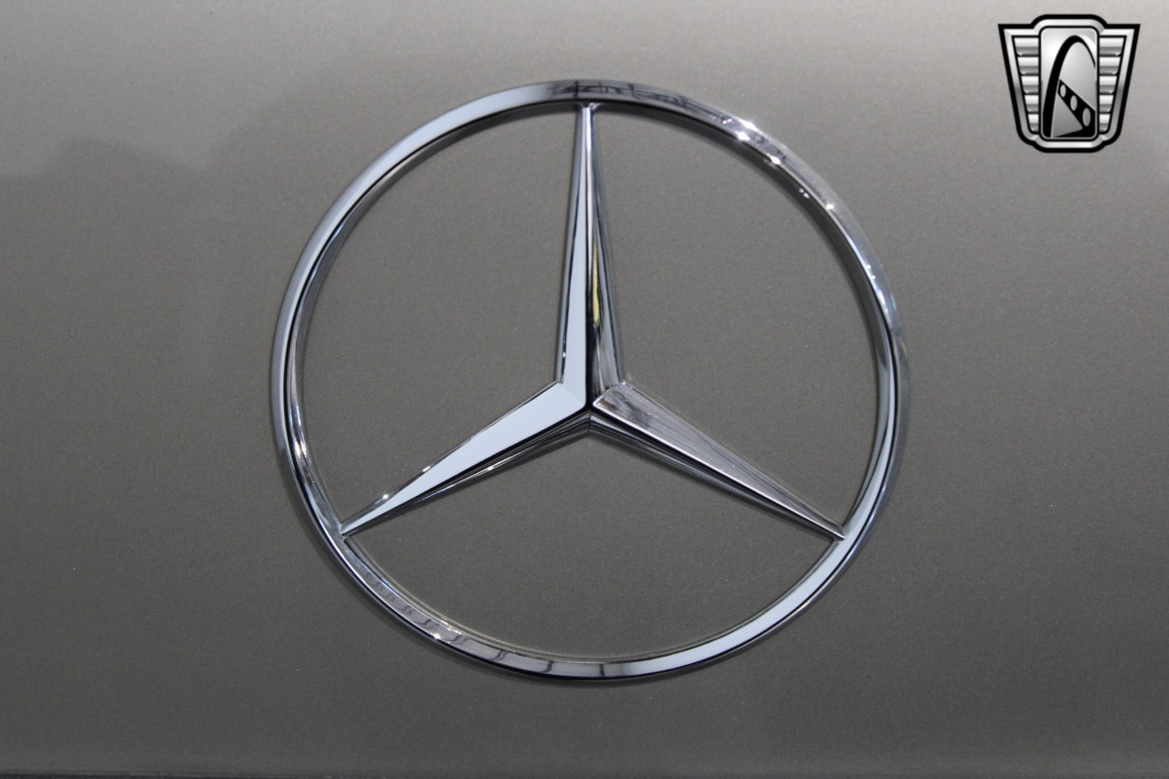 1988 Mercedes-Benz 560 64