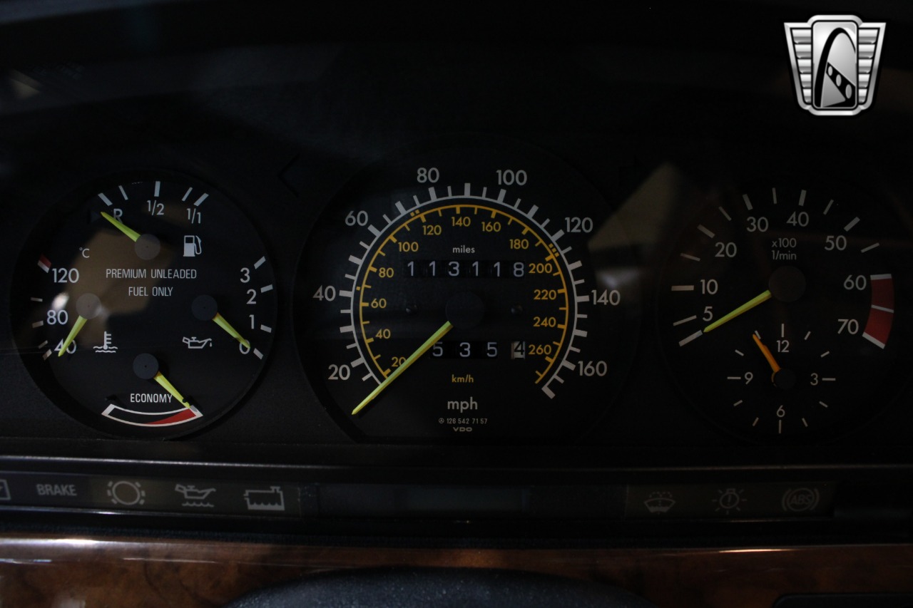 1988 Mercedes-Benz 560 99