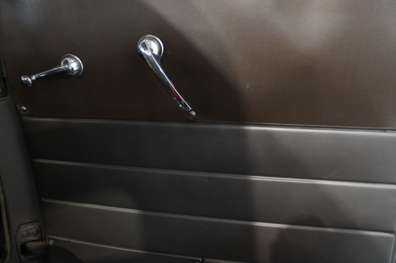 1952 Chevrolet 3100 68