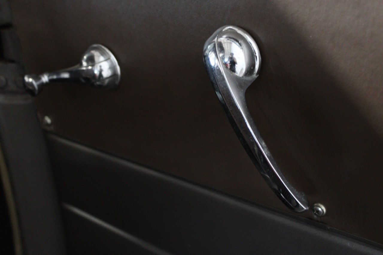 1952 Chevrolet 3100 69