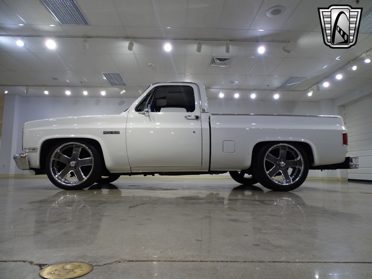 1985 Chevrolet C10 36