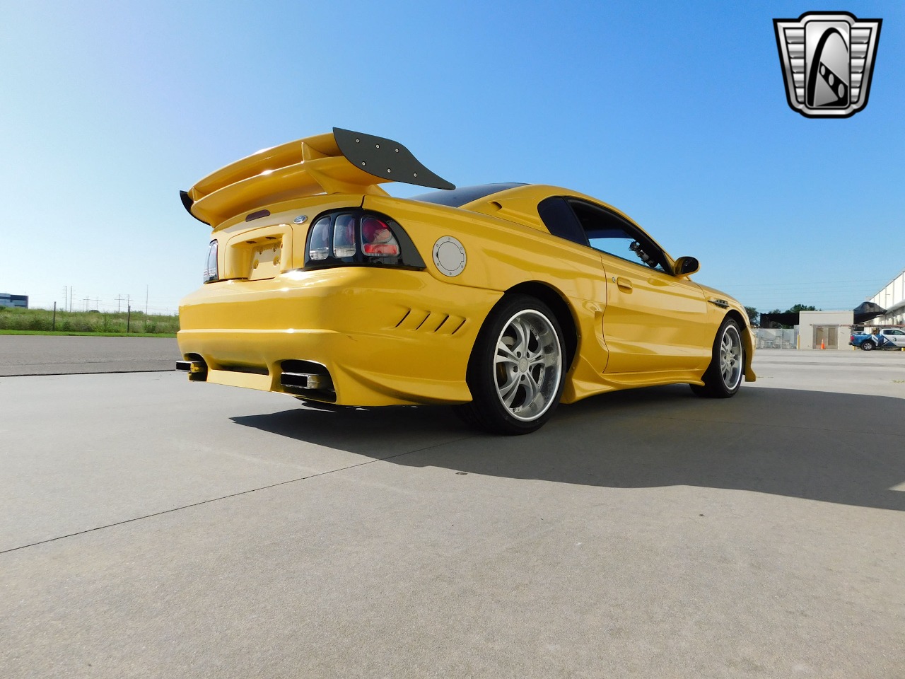 1995 Ford Mustang 38