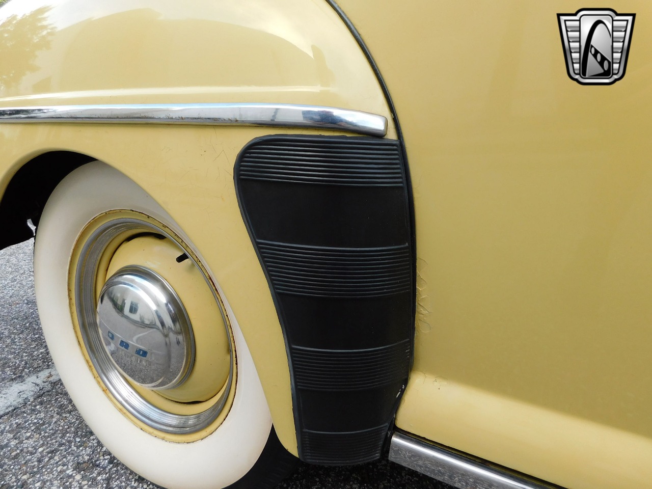 1948 Ford Convertible 92