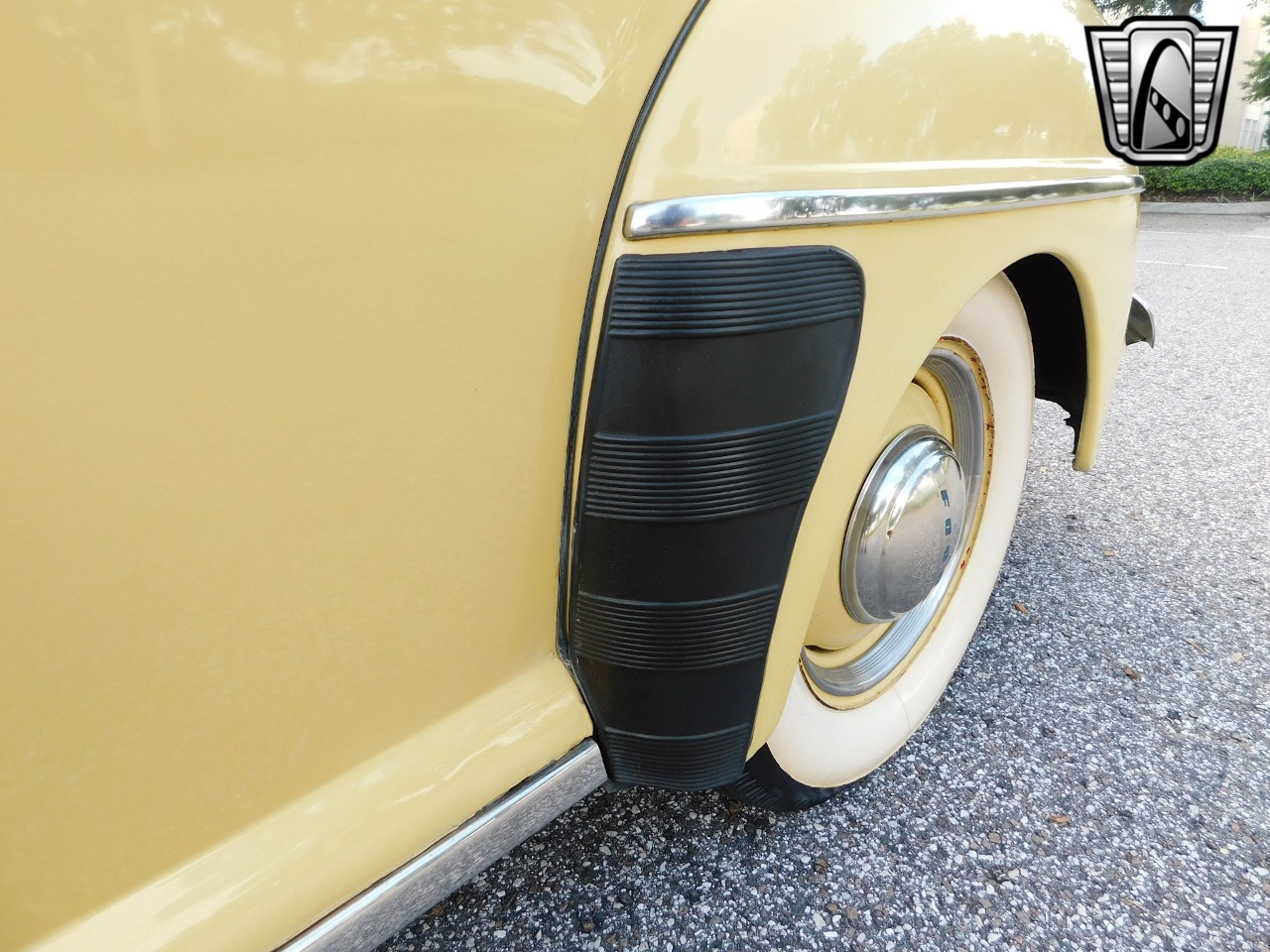 1948 Ford Convertible 55