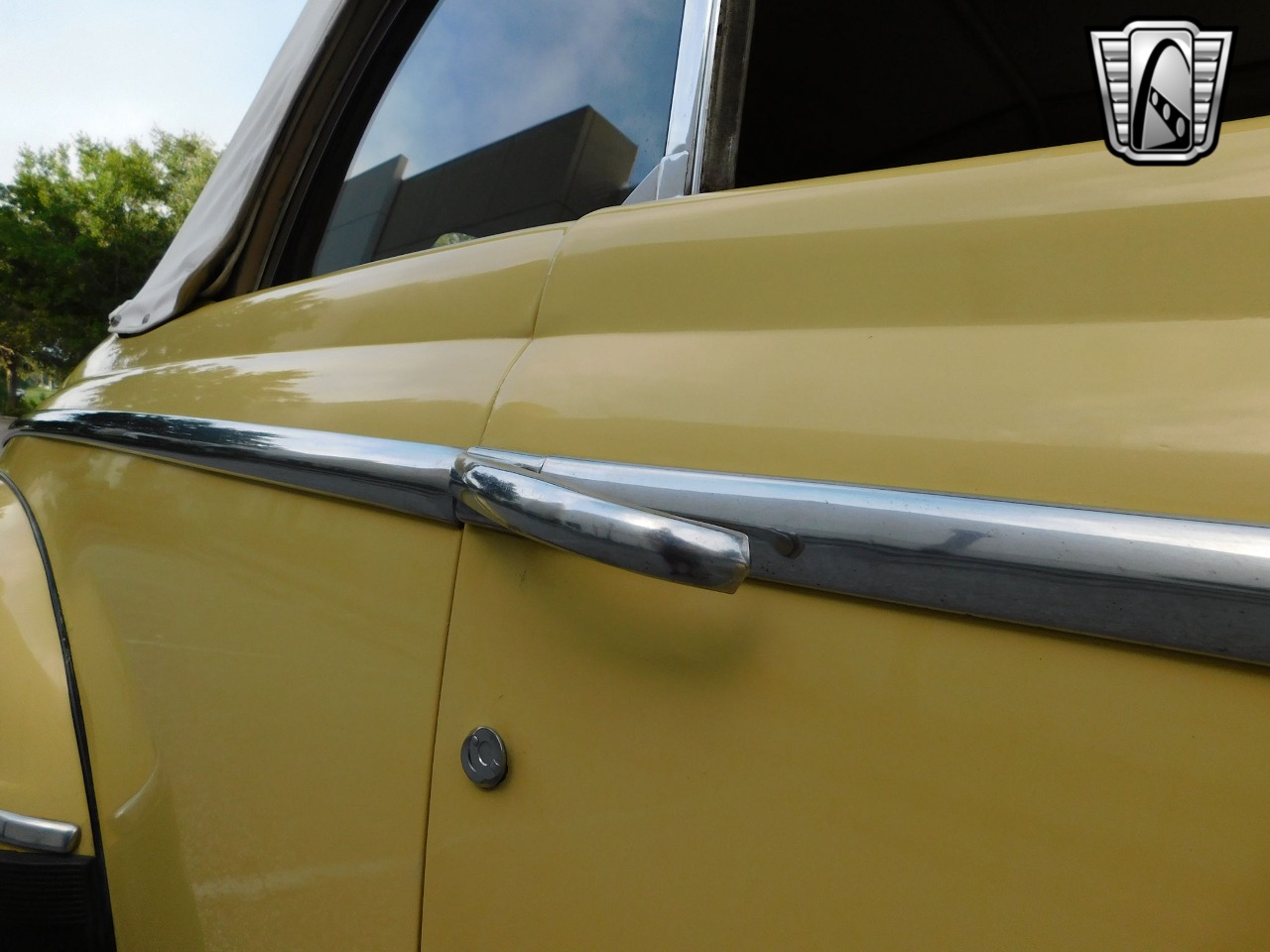 1948 Ford Convertible 82