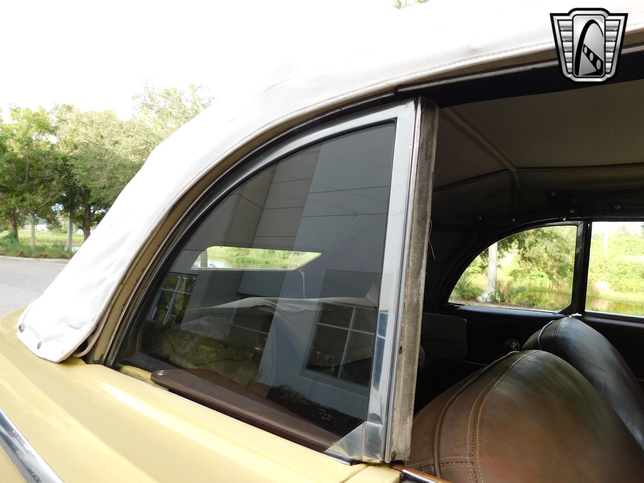 1948 Ford Convertible 83