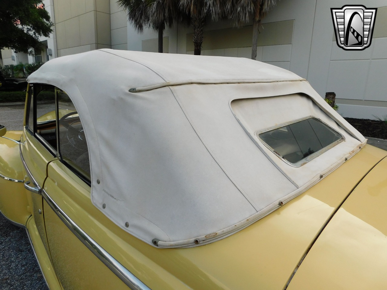 1948 Ford Convertible 9