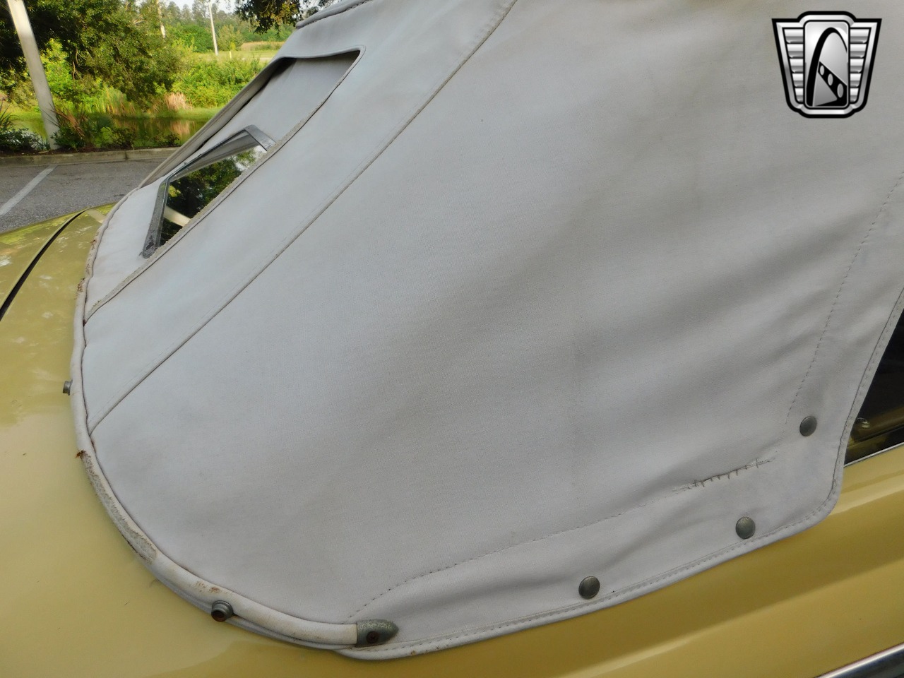 1948 Ford Convertible 87