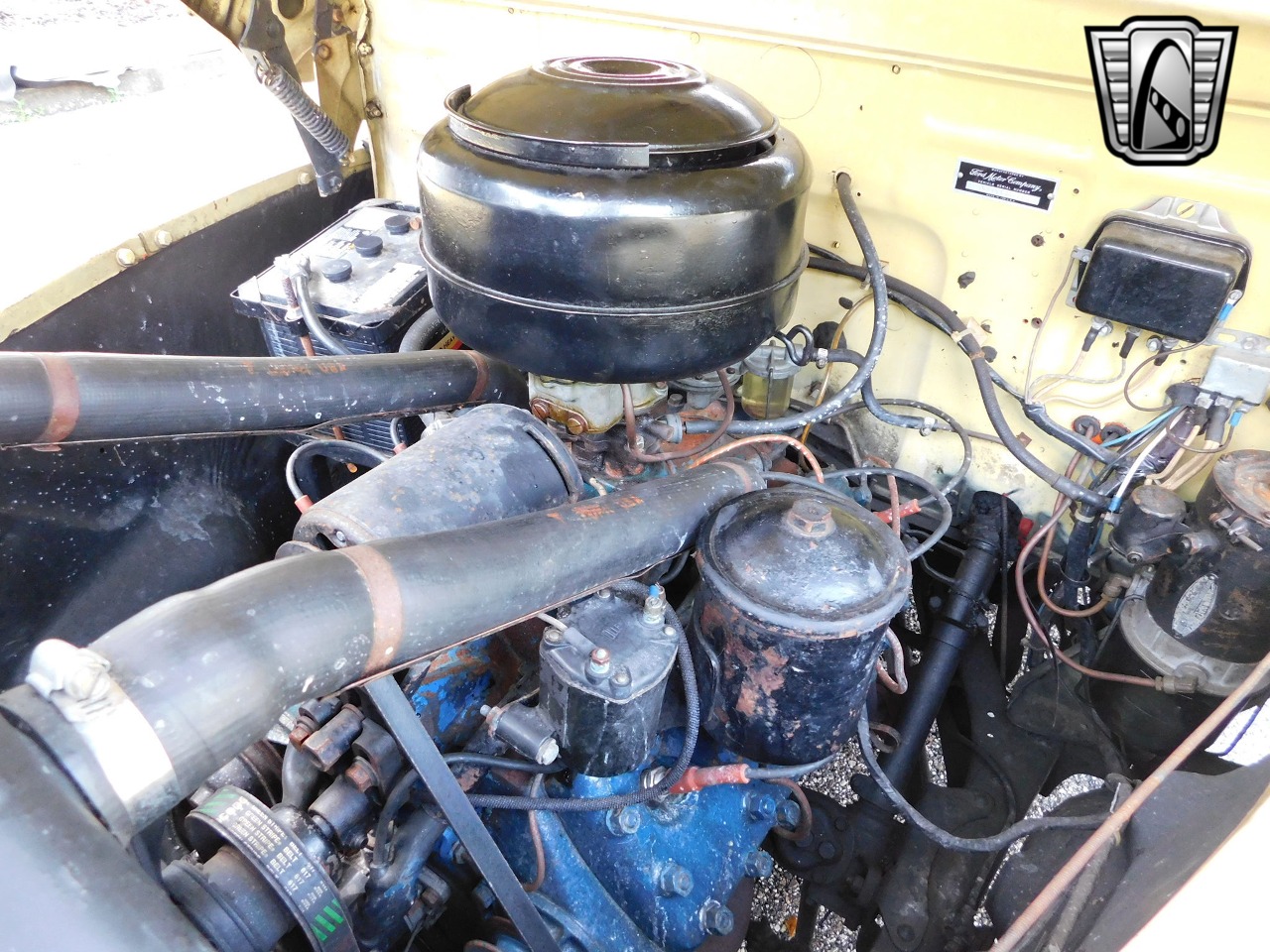1948 Ford Convertible 21