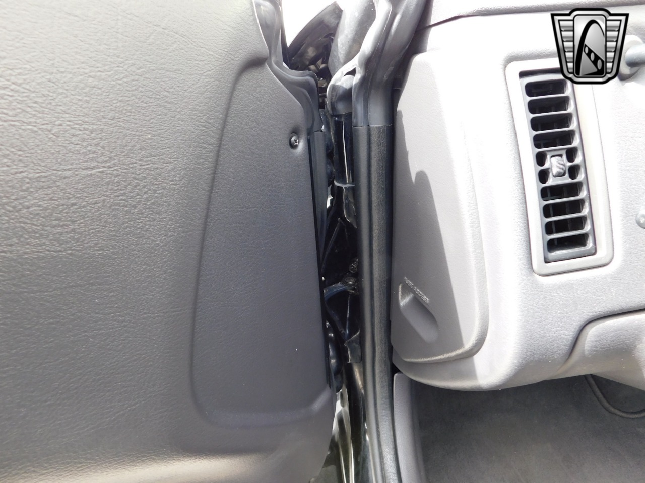 1999 Plymouth Prowler 76