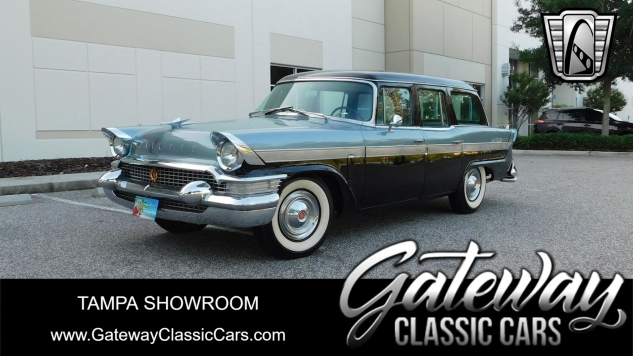 1957 Packard Clipper 1