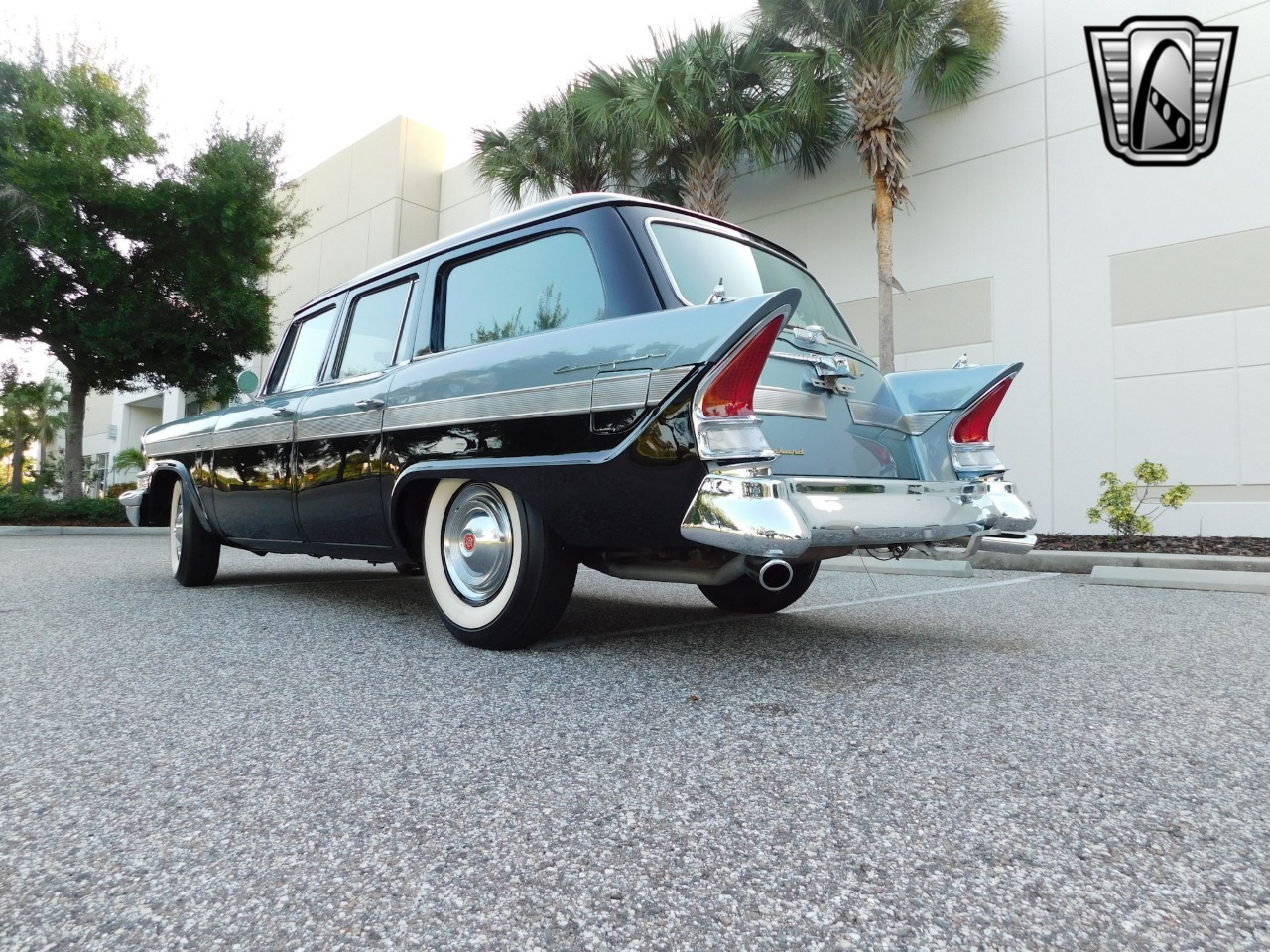 1957 Packard Clipper 10