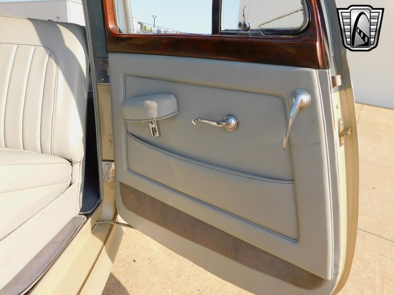 1954 Bentley R-Type 15