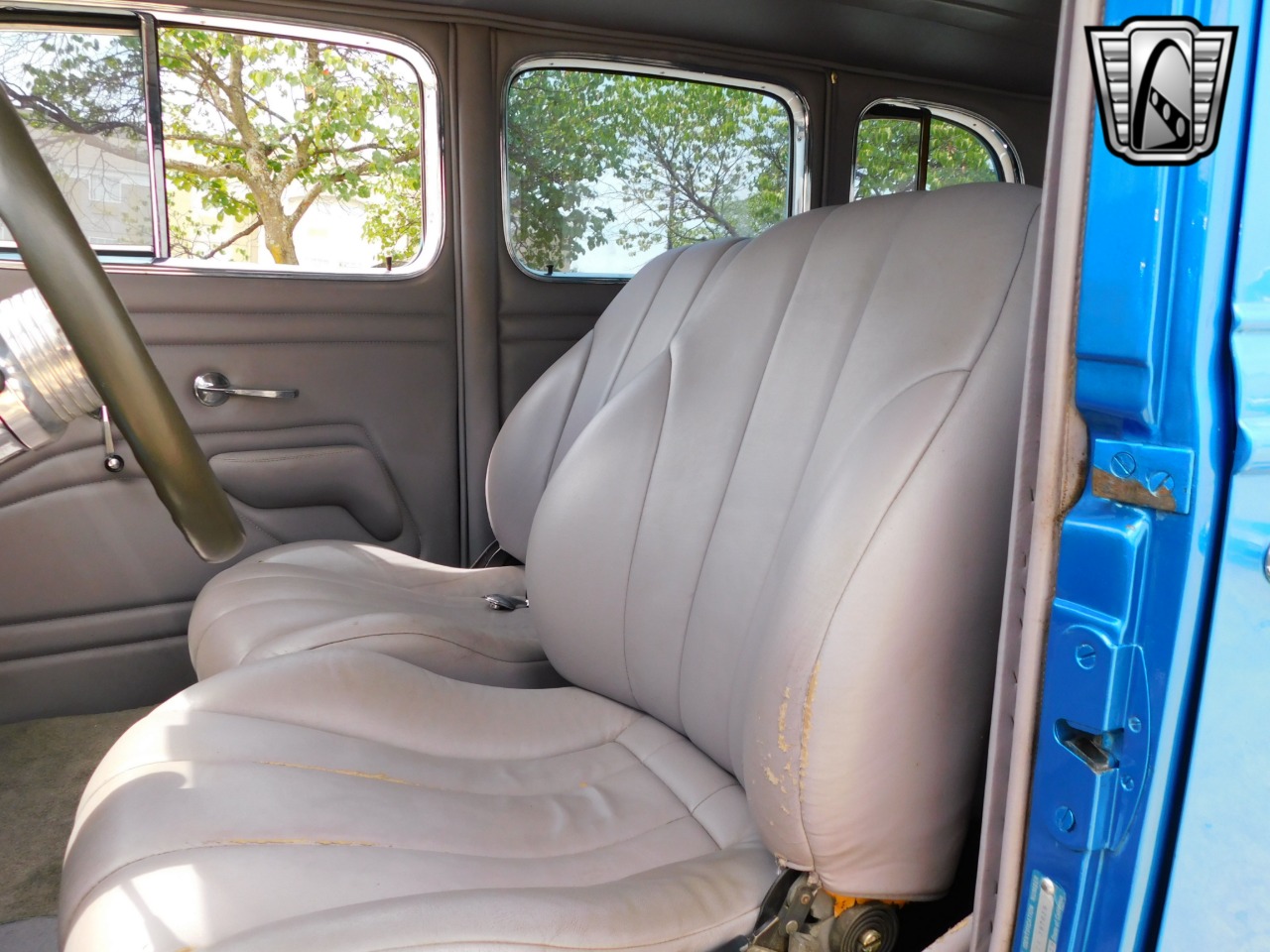 1934 Chevrolet Sedan 14