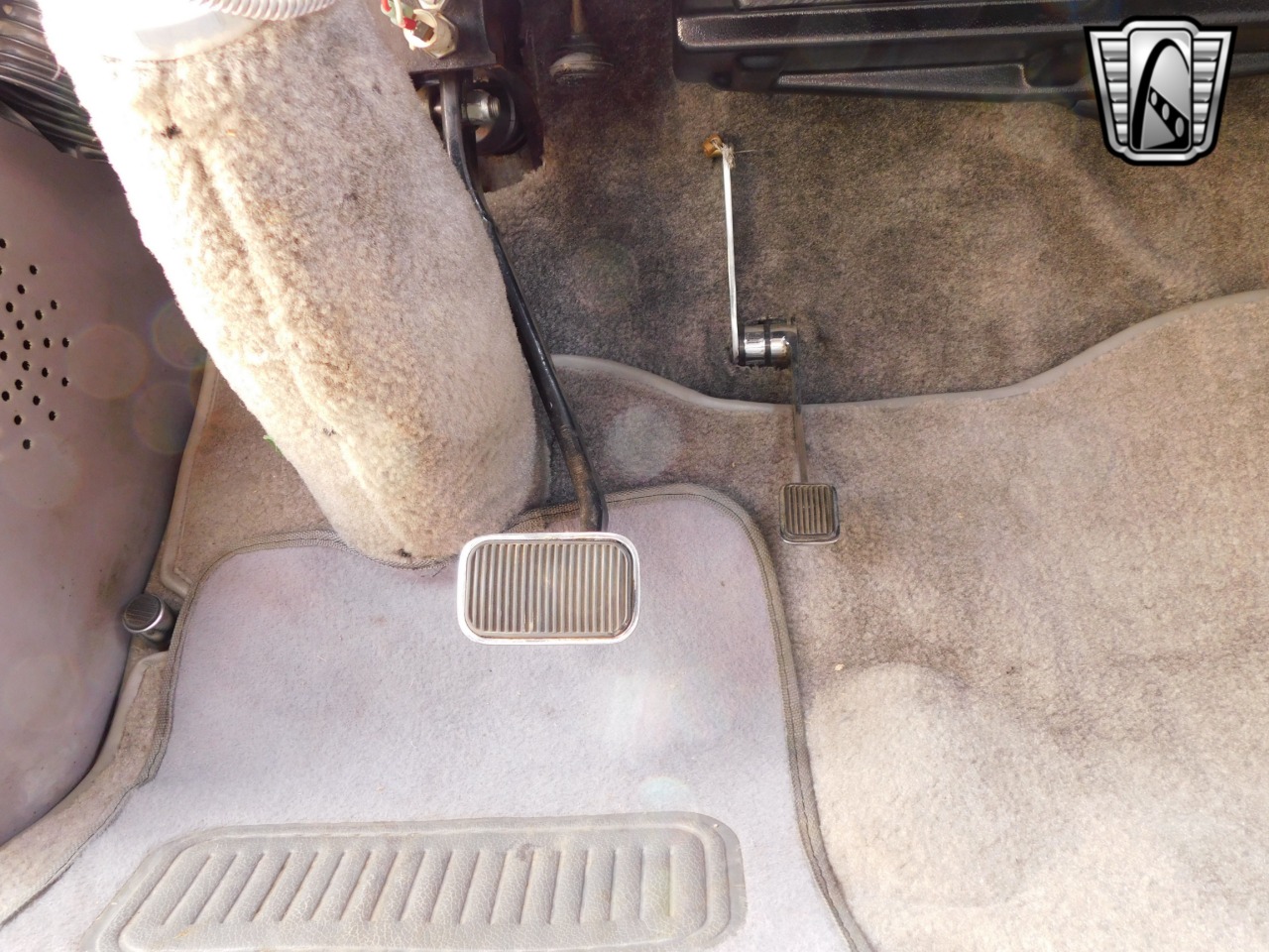 1934 Chevrolet Sedan 76