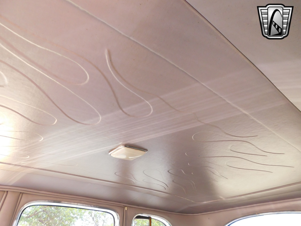 1934 Chevrolet Sedan 19