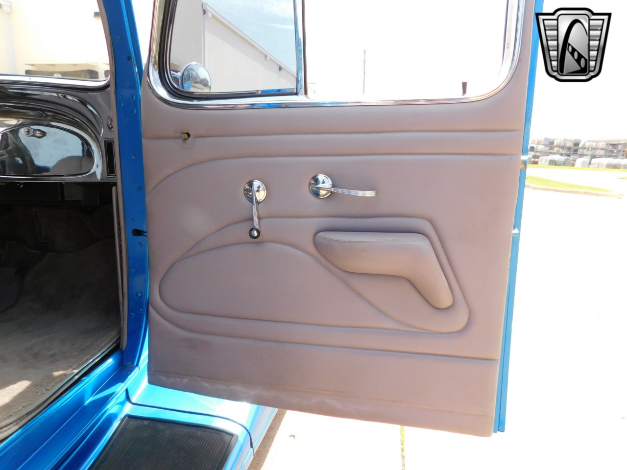 1934 Chevrolet Sedan 81