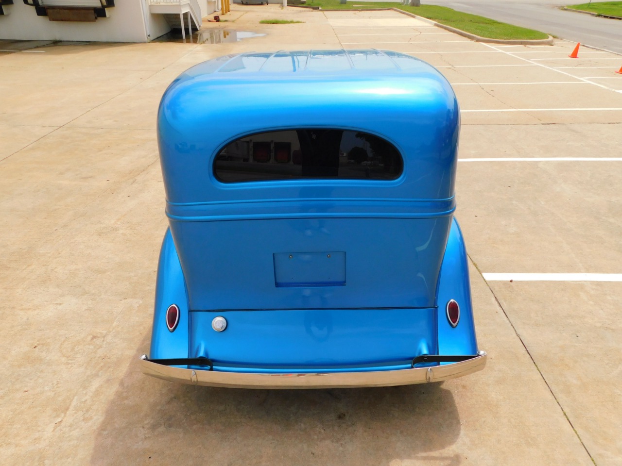 1934 Chevrolet Sedan 49