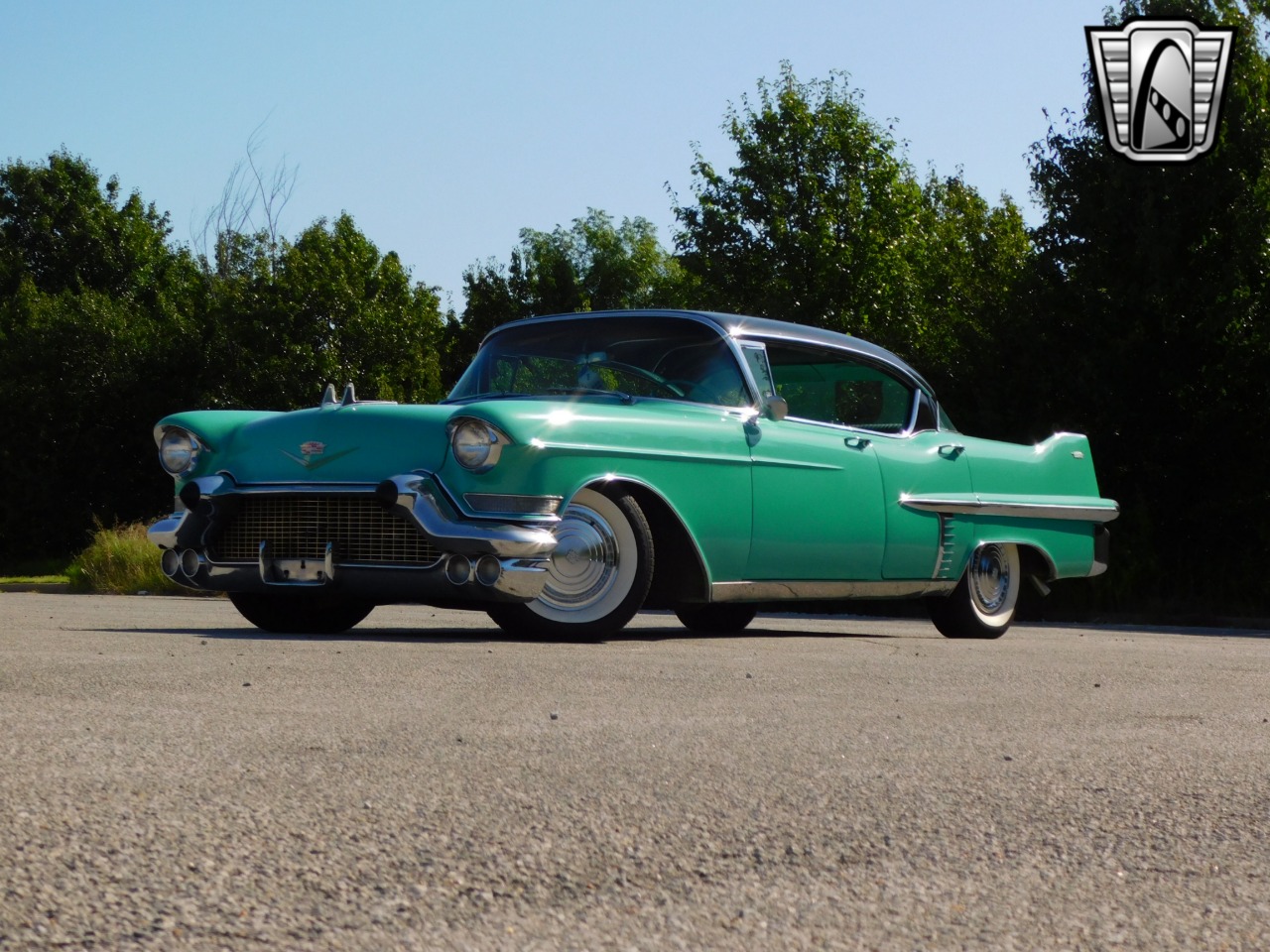 1957 Cadillac DeVille 32