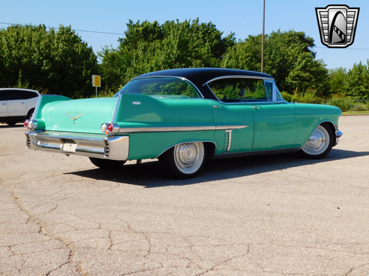 1957 Cadillac DeVille 54