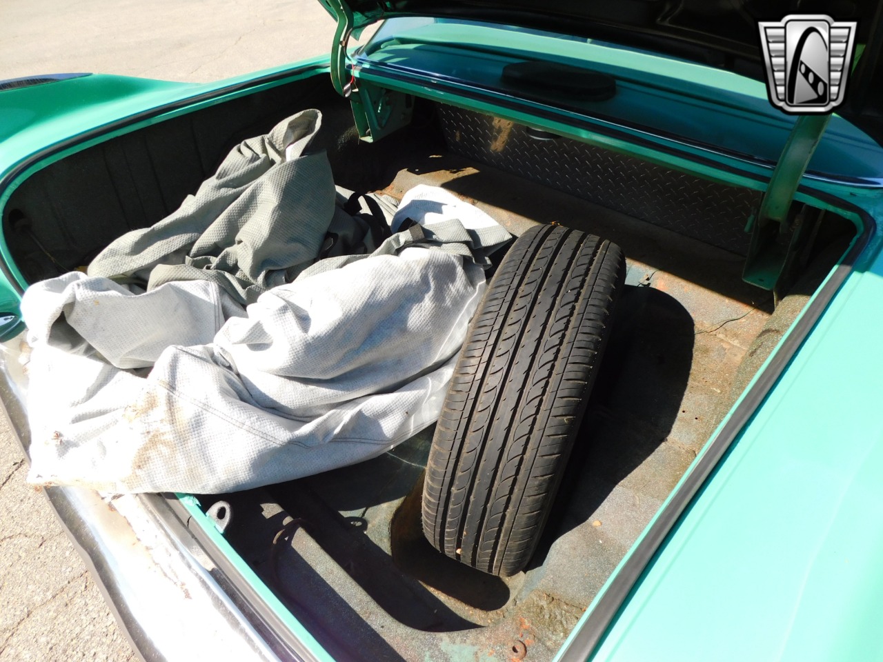 1957 Cadillac DeVille 27