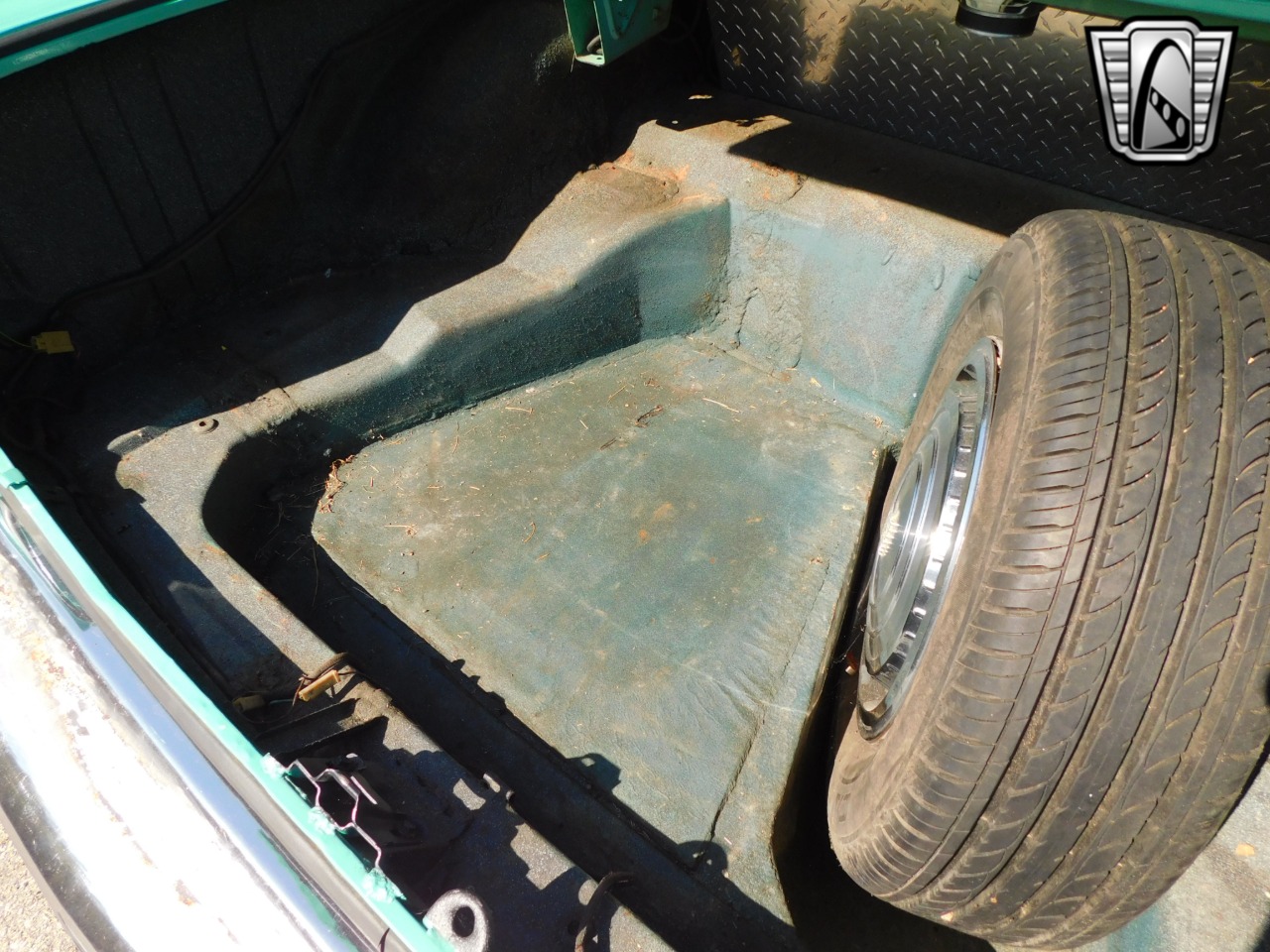 1957 Cadillac DeVille 28