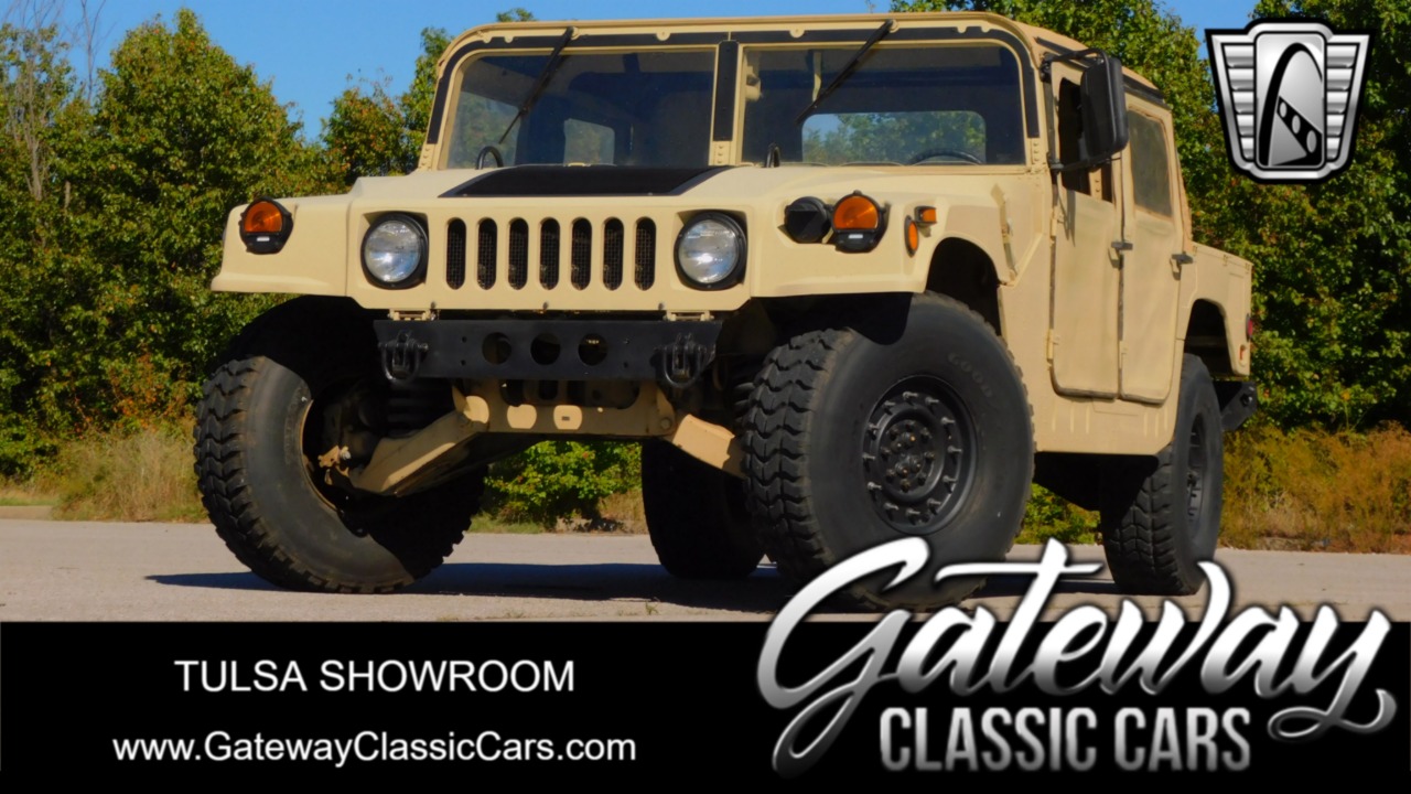 1995 AM General Humvee 1