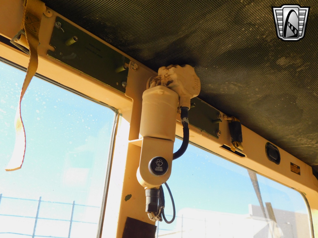 1995 AM General Humvee 98